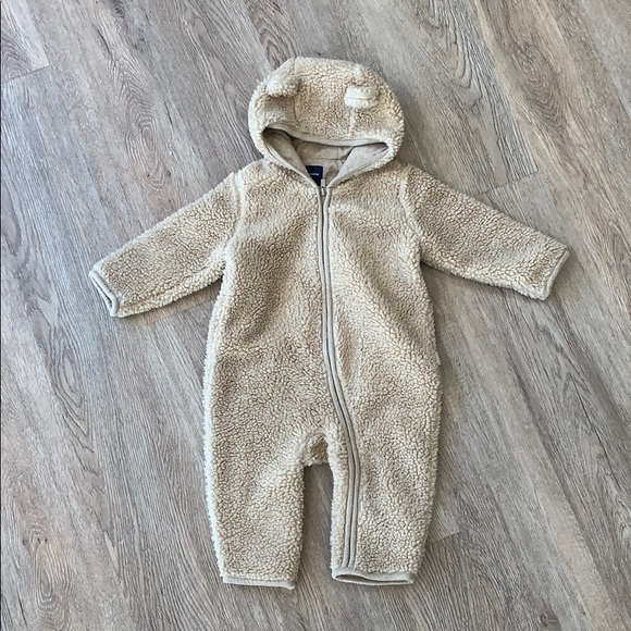 baby gap bear suit